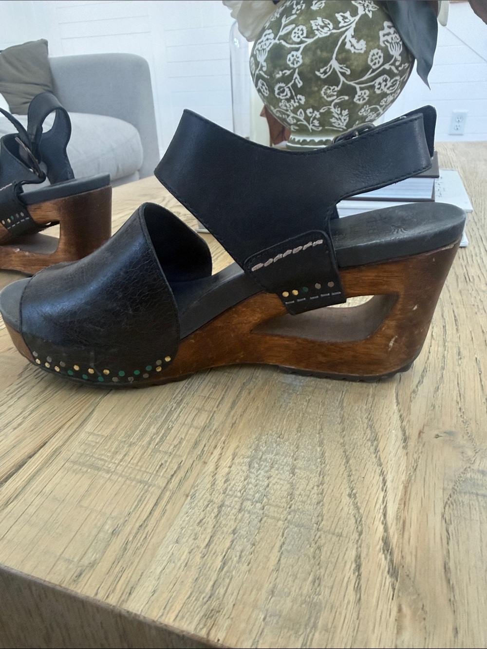Dansko Women's Authentic Open-Toe Wooden Wedge Sandals size 38 - Picture 7 of 11